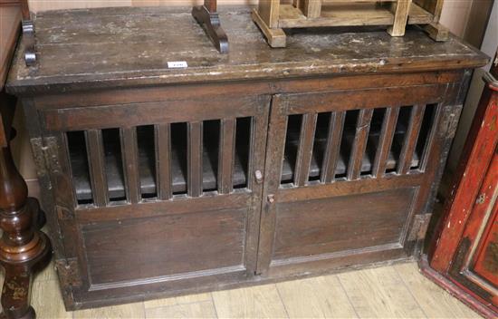 An 18th century oak glass food cupboard, W.102cm H.70cm D.47cm